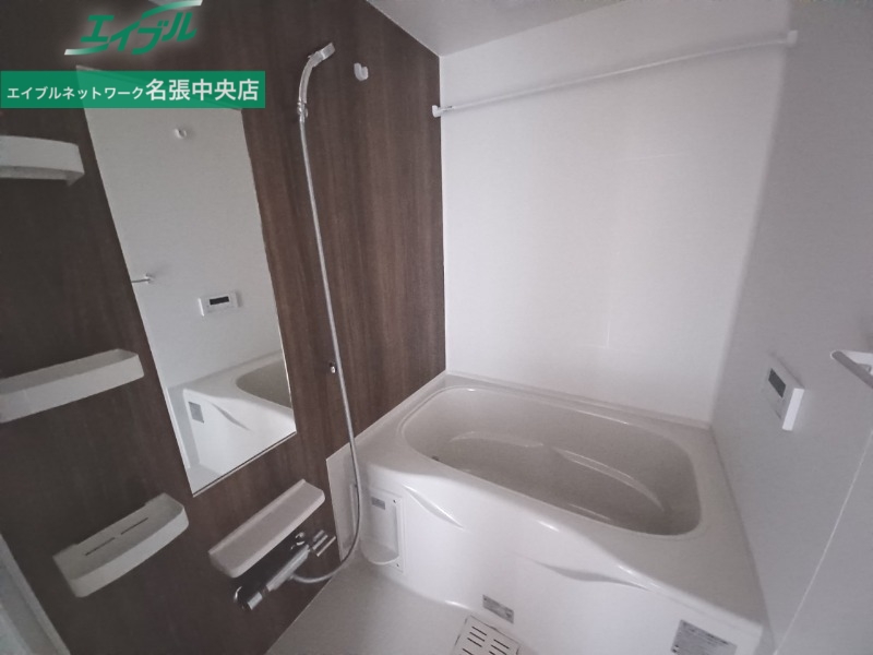 バス・シャワールーム　同型参考写真