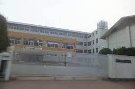 中学校　たつの市立揖保川中学校（中学校）まで820m