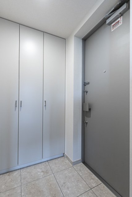 玄関　※写真は同タイプ住戸です。