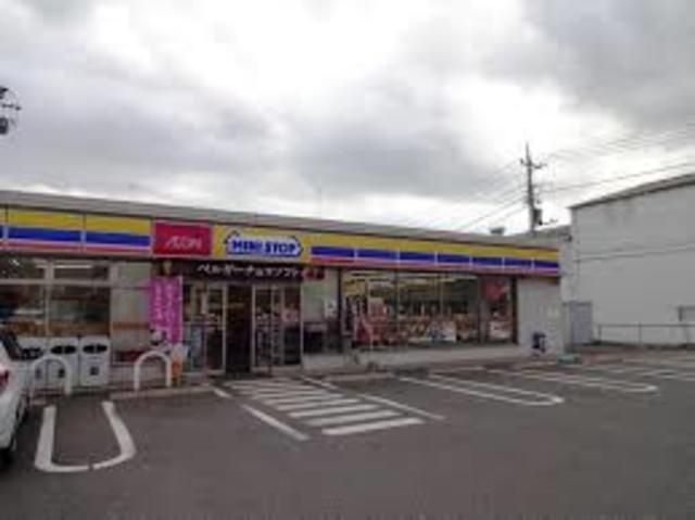 コンビニ　ミニストップ千葉さつきが丘1丁目店（コンビニ）まで869m