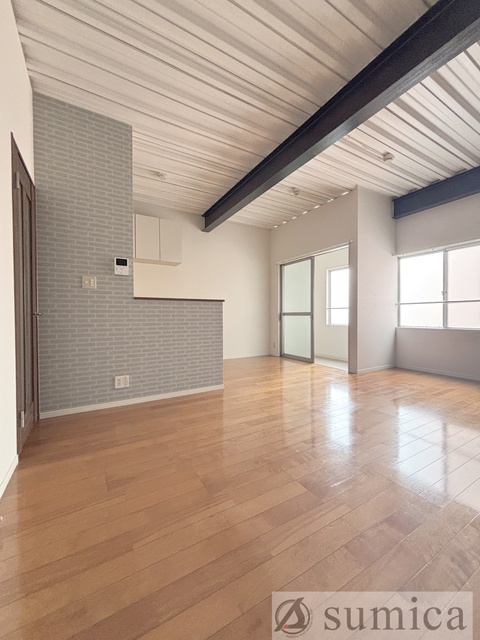 居室・リビング　使い勝手のいいリビングですね♪♪