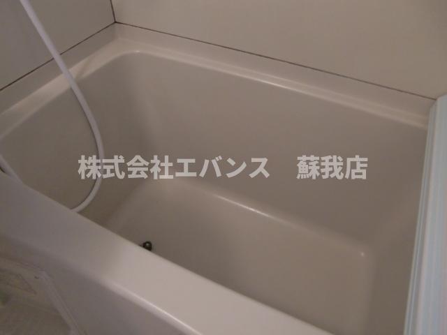 バス・シャワールーム　ゆったり過ごせるお風呂です
