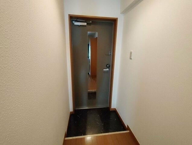 玄関　別部屋参考画像