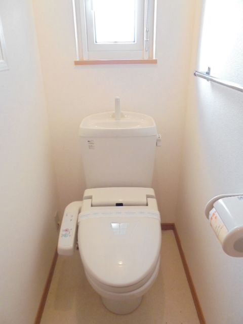 アヴァンシアAのトイレ写真