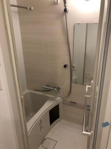 バス・シャワールーム　※別のお部屋のお写真です。