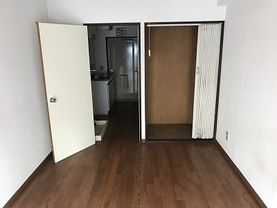 収納　クローゼット付きです。洋室とキッチンは扉で仕切れます♪