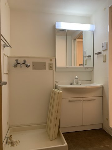 洗面設備　※同タイプ別部屋の参考写真になります