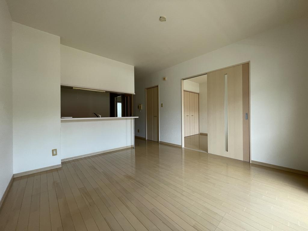 スカイヒルズマンションの居間写真
