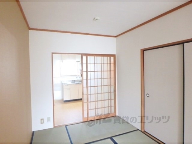 居室・リビング　６帖和室