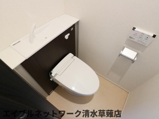 トイレ　トイレもきれいです