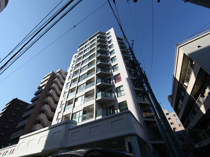 名古屋市中村区那古野のマンションの建物外観