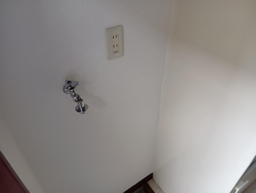 玄関　室内洗濯機置場