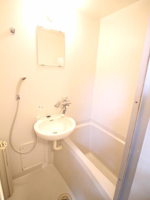 バス・シャワールーム　バス