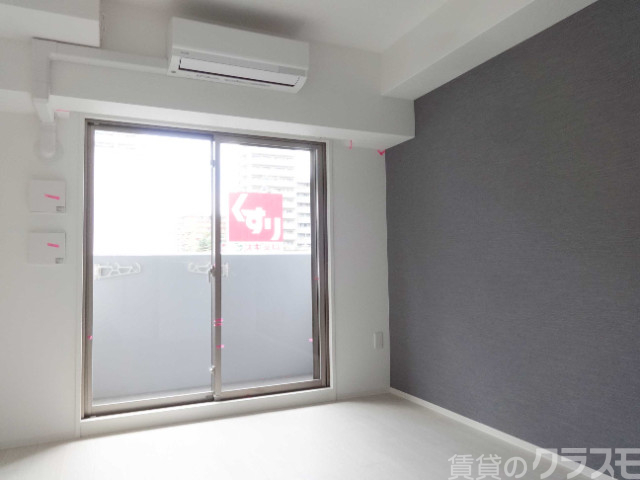 居室・リビング　ポイントクロス採用♪