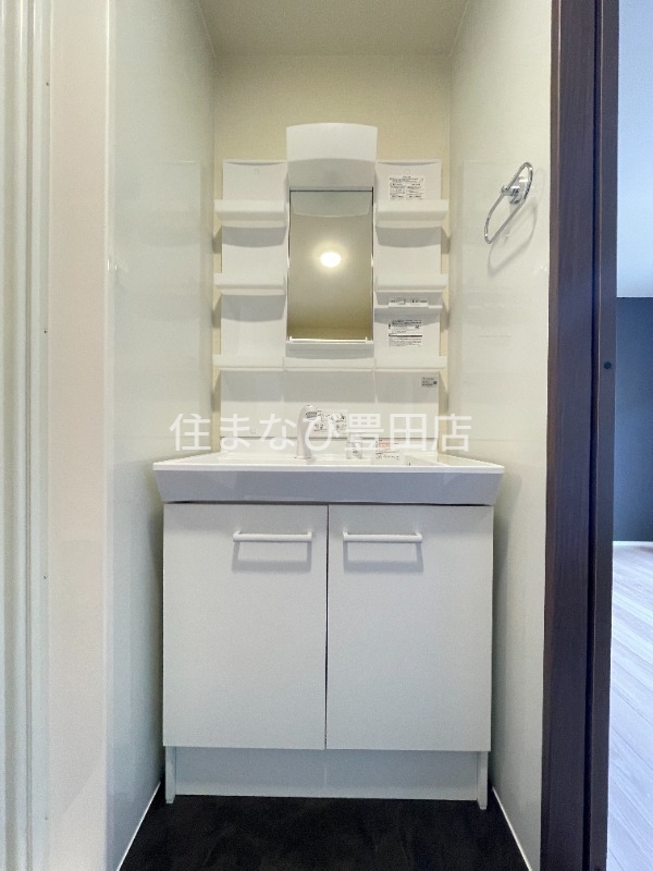洗面設備　同型別部屋写真