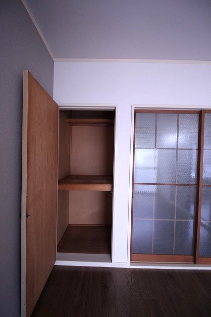 収納　収納たっぷりベッドルーム