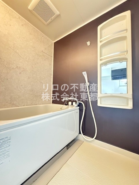 バス・シャワールーム　人気の浴槽付き☆快適にバスタイムをお過ごしいただけます♪