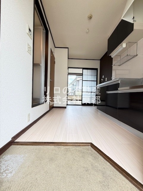玄関　玄関から見たお部屋です☆