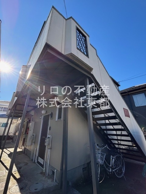 建物外観　閑静な住宅街☆落ち着いた生活をお望みの方にはぴったりです