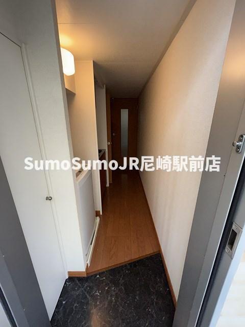 玄関　落ち着いた玄関です