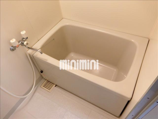 バス・シャワールーム　バストイレ別です