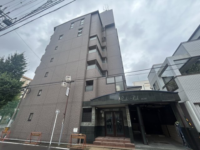 建物外観　サウスパークイズミ