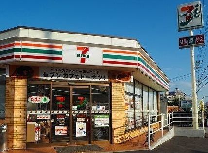 コンビニ　セブンイレブン魚住清水店（コンビニ）まで650m