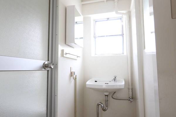 洗面設備　ビレッジハウスの同一物件・同一タイプの間取りの写真です