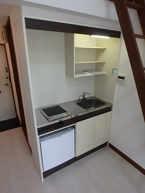 キッチン　IHクッキングヒーター