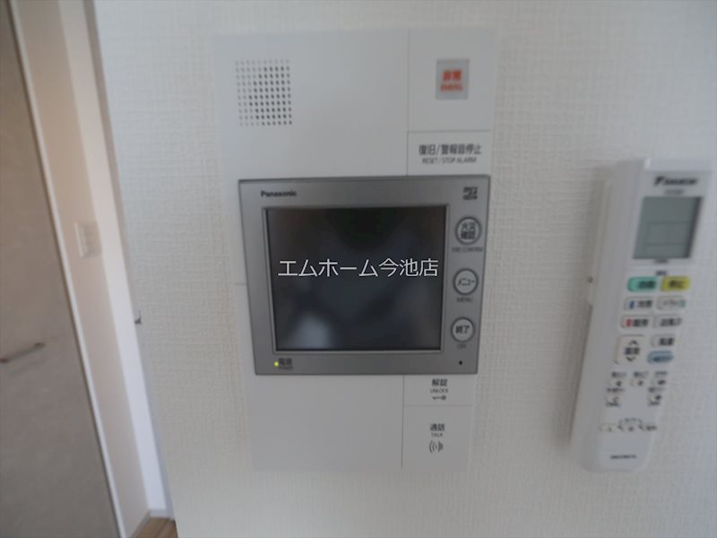 セキュリティ　TVモニター付インターホン