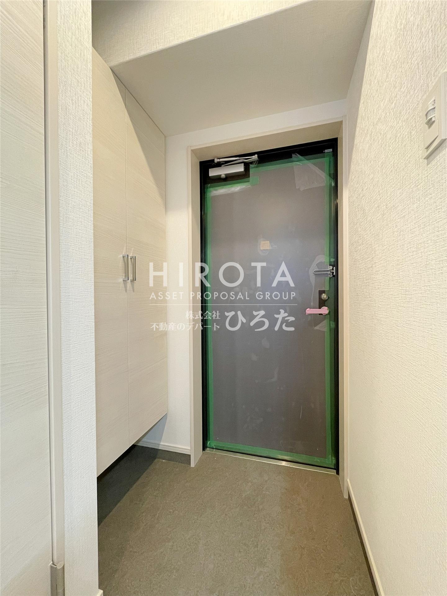 玄関　※同仕様写真になります。