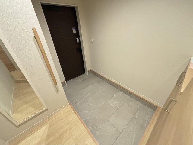 玄関　※別号室参考写真