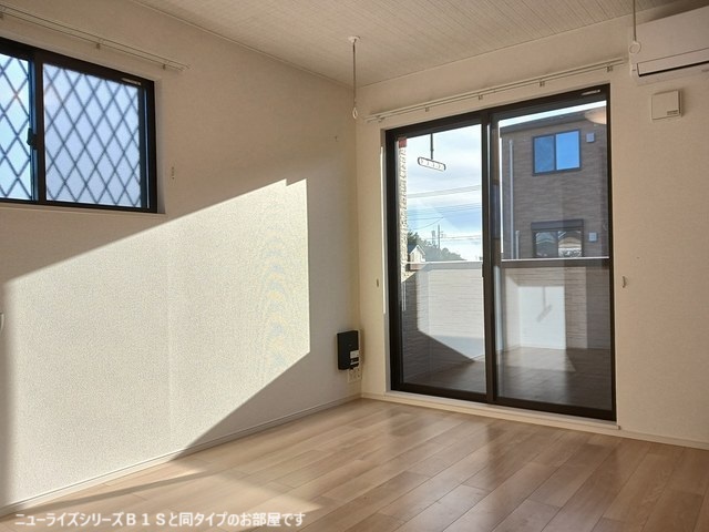 居室・リビング　同仕様です