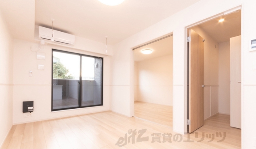 居室・リビング　同仕様