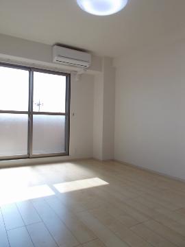 眺望　エアコン　照明完備