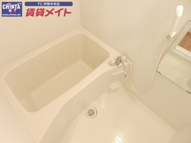 バス・シャワールーム　同型参考写真