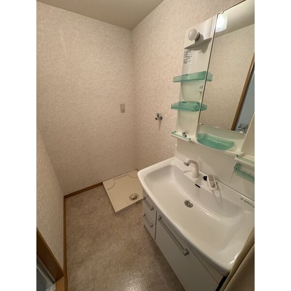 洗面設備　別室の参考写真です。※現況優先