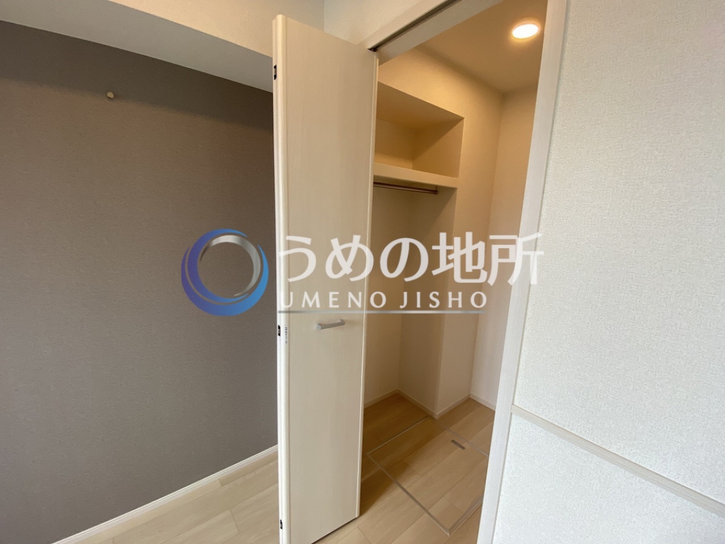 収納　洋室収納