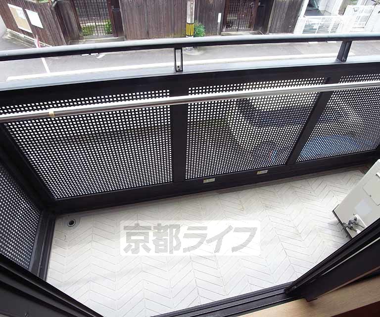 バルコニー　きれいなバルコニーです