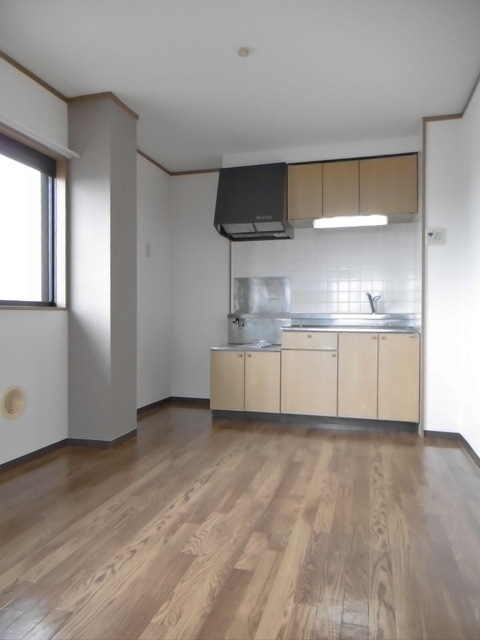 居室・リビング　こちらのリビングで趣味の時間をお楽しみください