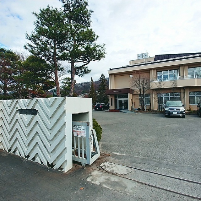 小学校　松本市立並柳小学校（小学校）まで1073m