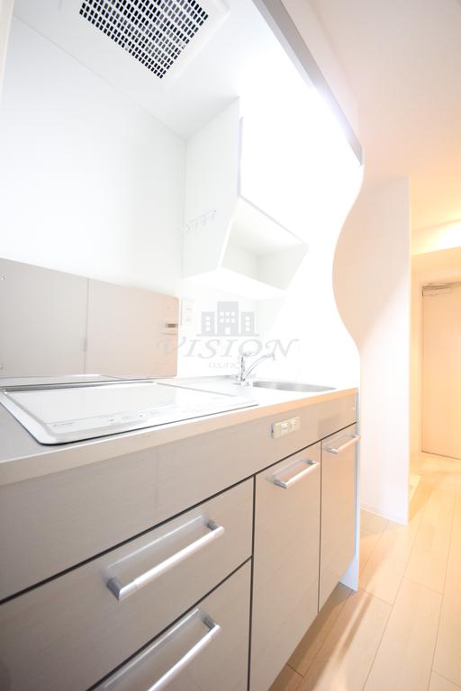 キッチン　室内写真は別タイプのものです