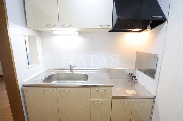 キッチン　同物件別部屋です。