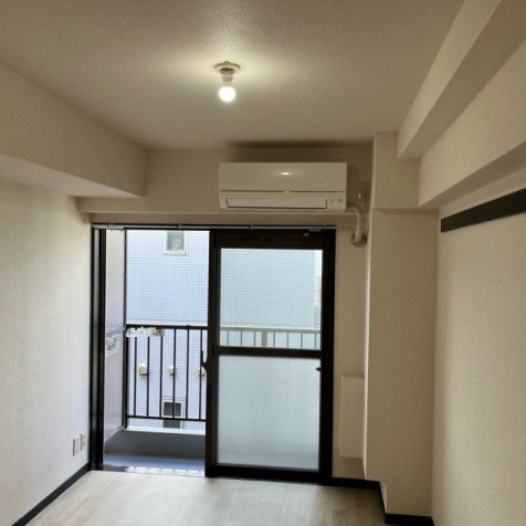 その他部屋・スペース　こちらのリビングで趣味の時間をお楽しみください