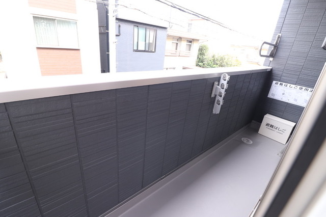 バルコニー　バルコニー