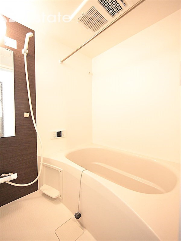 バス・シャワールーム　バスルーム