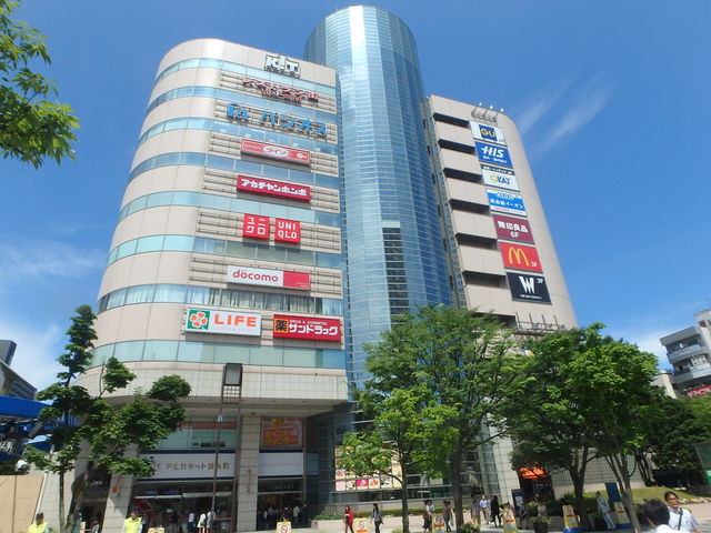 ショッピングセンター　アルカキット錦糸町（スーパー「ライフ」あり）（ショッピングセンター）まで827m