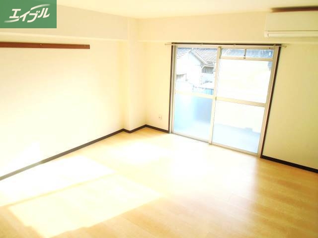 居室・リビング　陽当たり良好