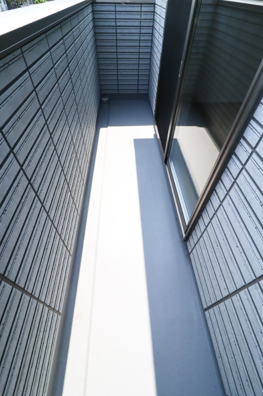 バルコニー　図面と現状に相違がある場合には現状を優先