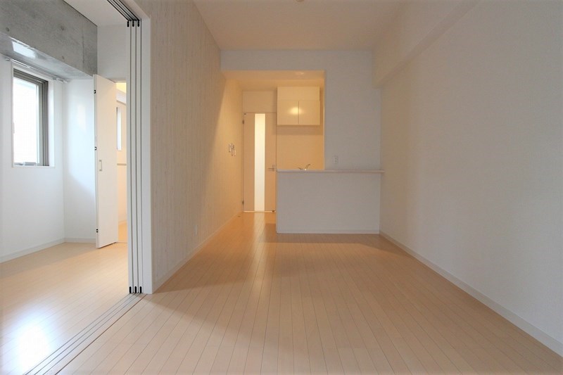 居室・リビング　人気のカウンターキッチンを採用しています。